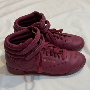 Reebok Girls' Freestyle Monochromatic Maroon High Top Casual Sneakers
